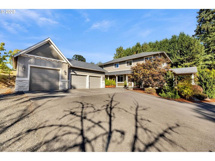 Property Photo:  2304 NW 209th St  WA 98642 