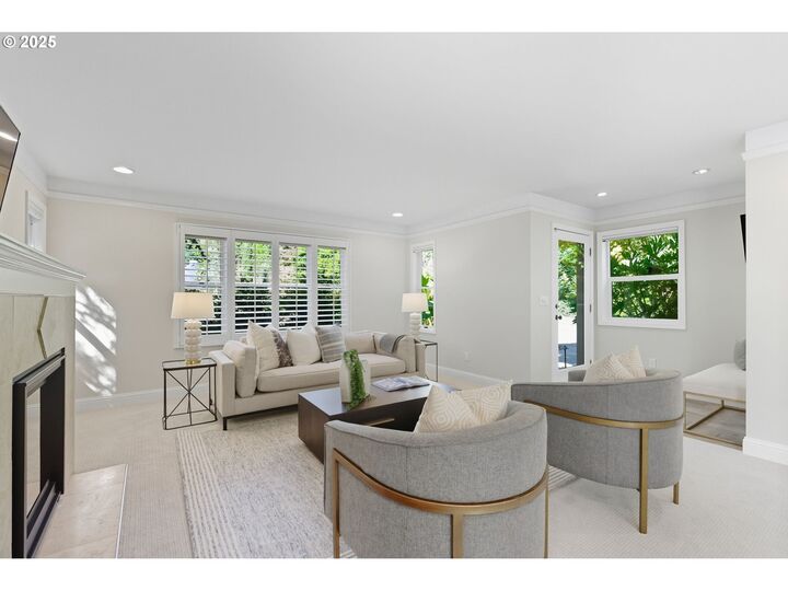 Property Photo:  3190 SW Ridgewood Ave  OR 97225 