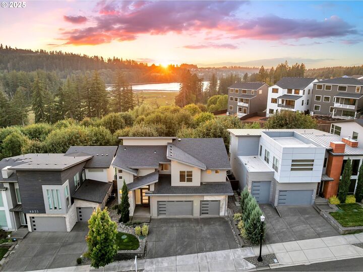 Property Photo: 4645 N Adams St WA 98607