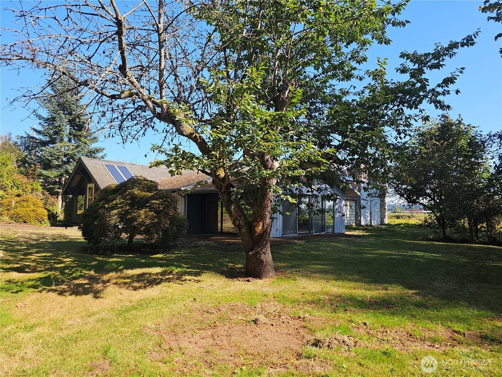 Property Photo:  111 113 S Fourth Street  WA 98583 