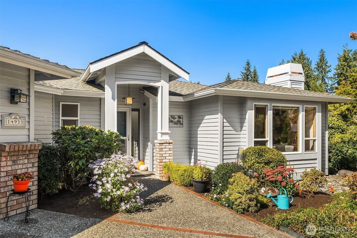 Property Photo:  14933  73rd Avenue NE  WA 98028 