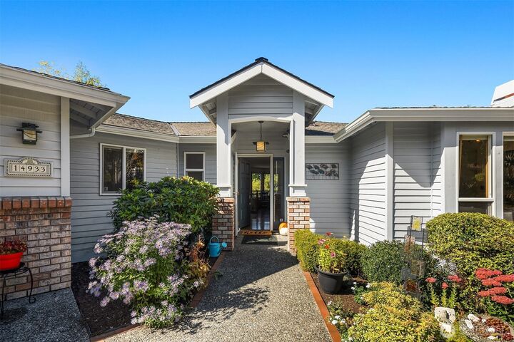 Property Photo: 14933 73rd Avenue NE WA 98028