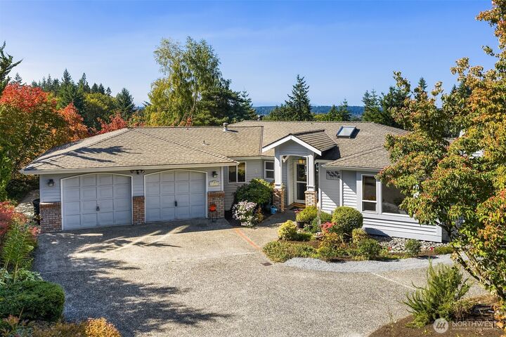 Property Photo: 14933 73rd Avenue NE WA 98028