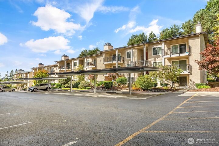 Property Photo: 13626 NE 7th Street F10 WA 98005