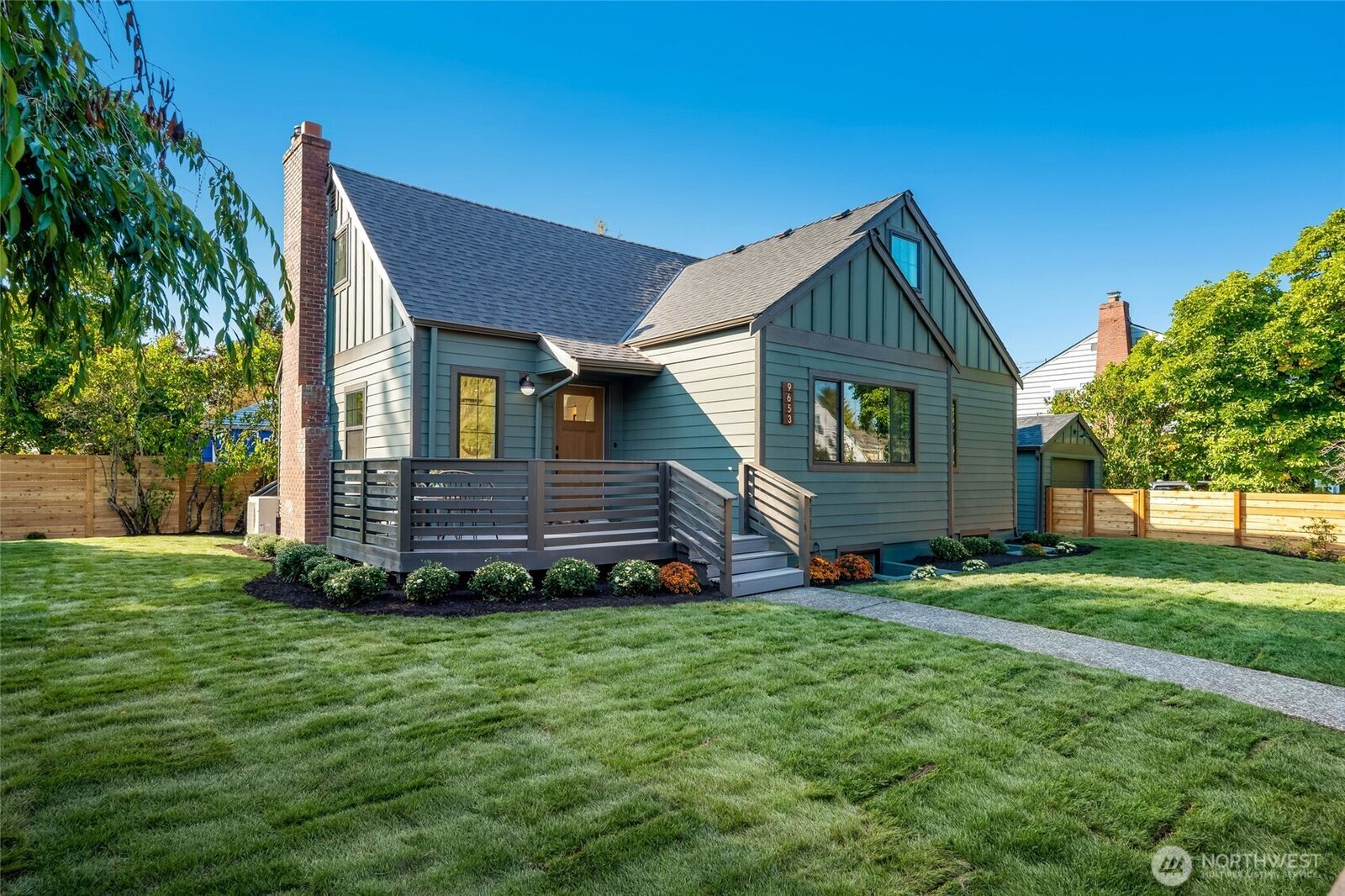 Property Photo:  9653  7th Avenue NE  WA 98115 