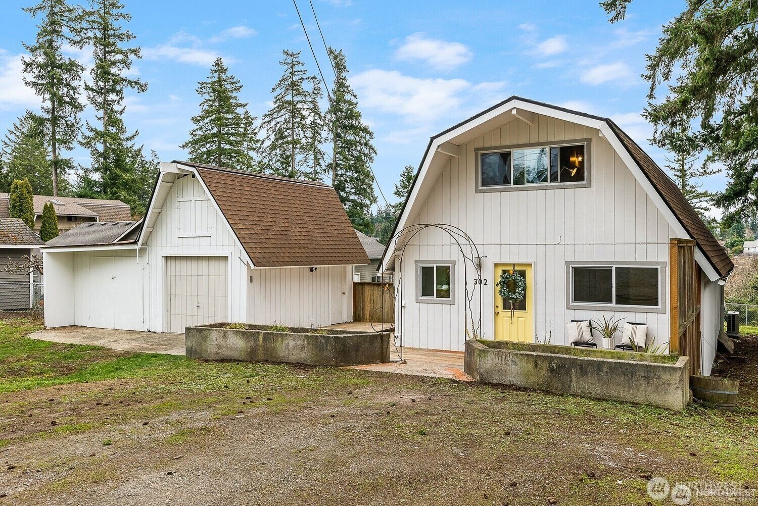Property Photo: 302 Melrose Drive WA 98282