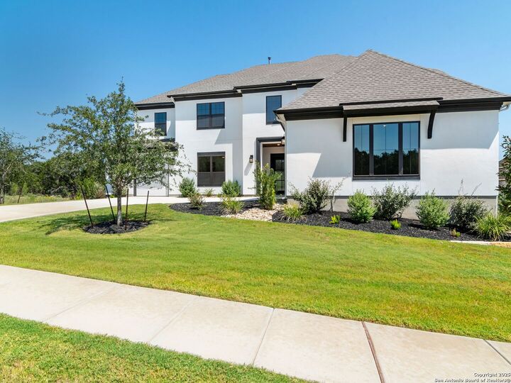 Property Photo:  5911 Verandas Way  TX 78257 