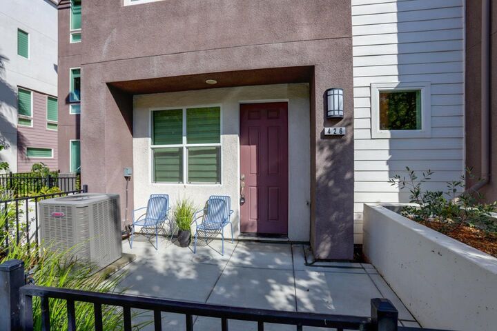 Property Photo:  426 Ellicott Loop  CA 95123 