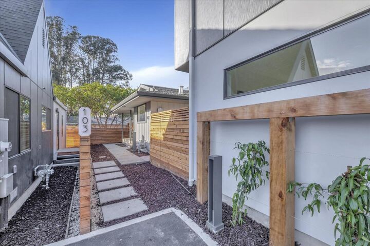 Property Photo:  103 Darlington Ln  CA 95073 