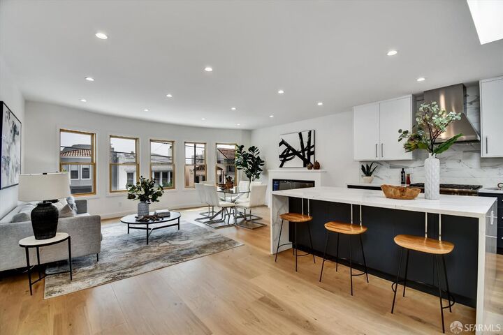 Property Photo:  419 42nd Avenue  CA 94121 