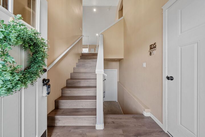 Property Photo:  2201 Hillside Dr  WA 99004 