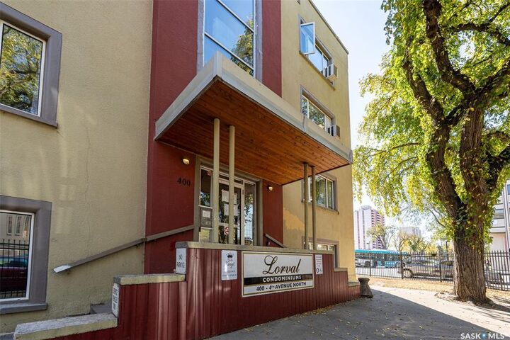 Property Photo: 400 4th Avenue N 13 SK S7K 2M3