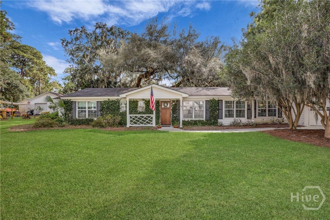 Property Photo: 59 Romney Place GA 31406
