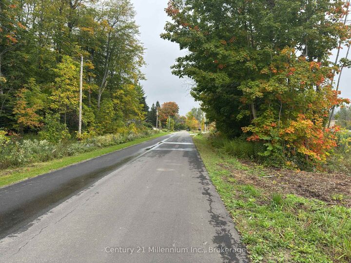 Photo de la propriété:  Lot 13 Old 26 Highway  ON N4L 1W7 