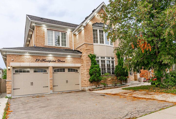 Property Photo:  39 Huntspoint Drive  ON L6P 2E9 