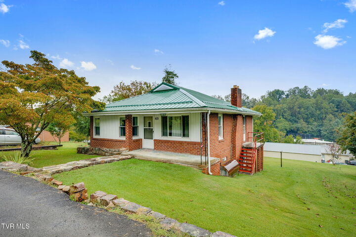 Property Photo: 286 Wilmeth Street VA 24290