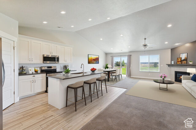 Property Photo: 1278 S Grace Way UT 84041