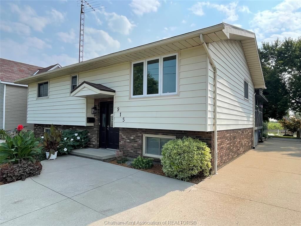 Property Photo: 915 Old Glass Road ON N8A 3S9