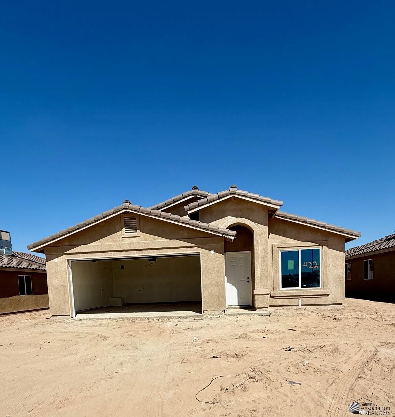Property Photo: 7970 E 46 Pl AZ 85365