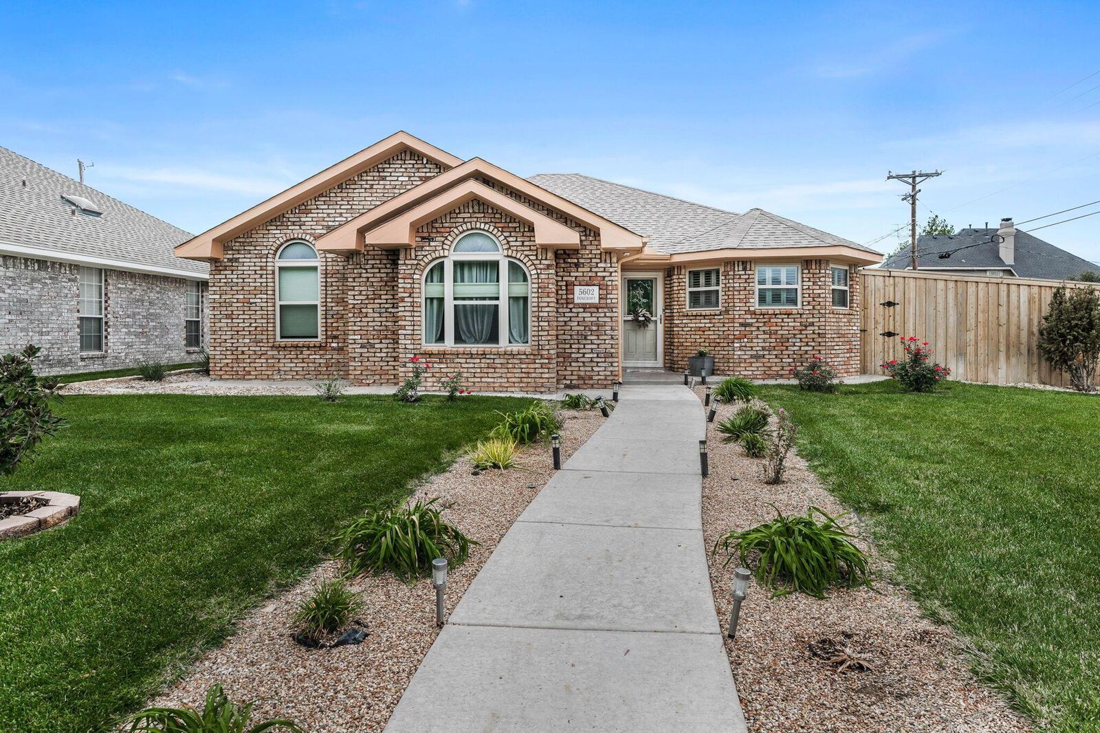 Property Photo: 5602 Foxcroft Drive TX 79109-7405