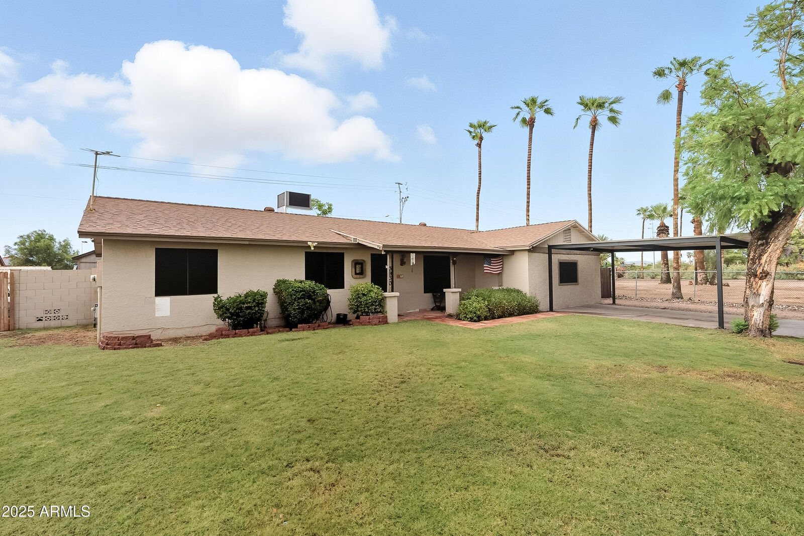 Property Photo:  3930 W Desert Hills Drive  AZ 85029 