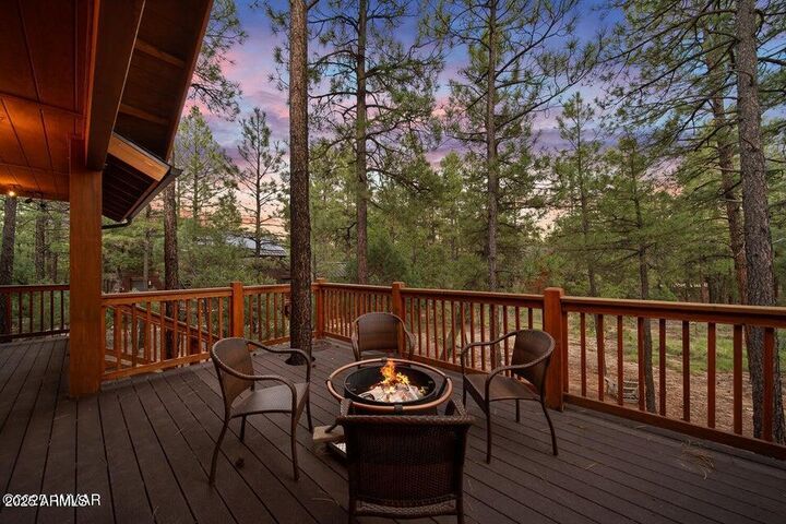 Property Photo: 1521 S Jimson Loop AZ 85901