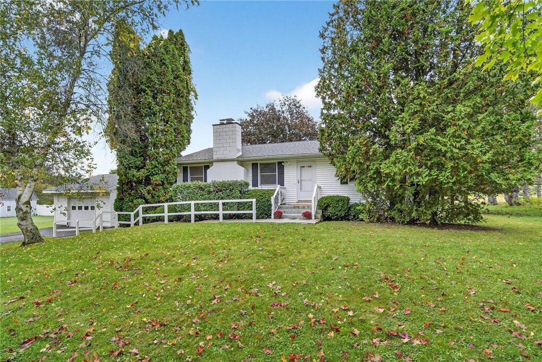 Property Photo:  240 Pennsylvania Avenue  NY 14886 