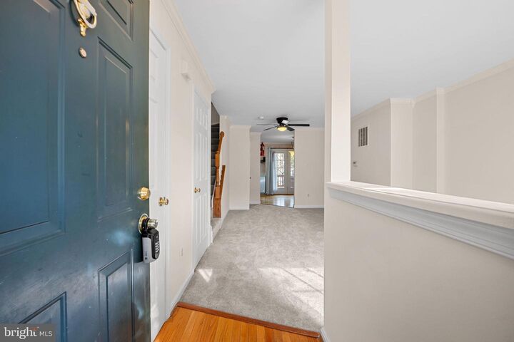 Property Photo: 14111 Autumn Circle VA 20121