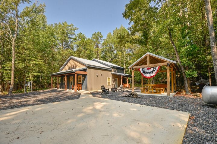 Property Photo: 2467 Hwy 375 E AR 71953