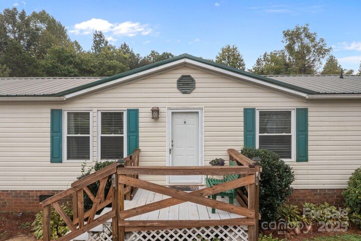 Property Photo: 1015 Houston Lane NC 27013