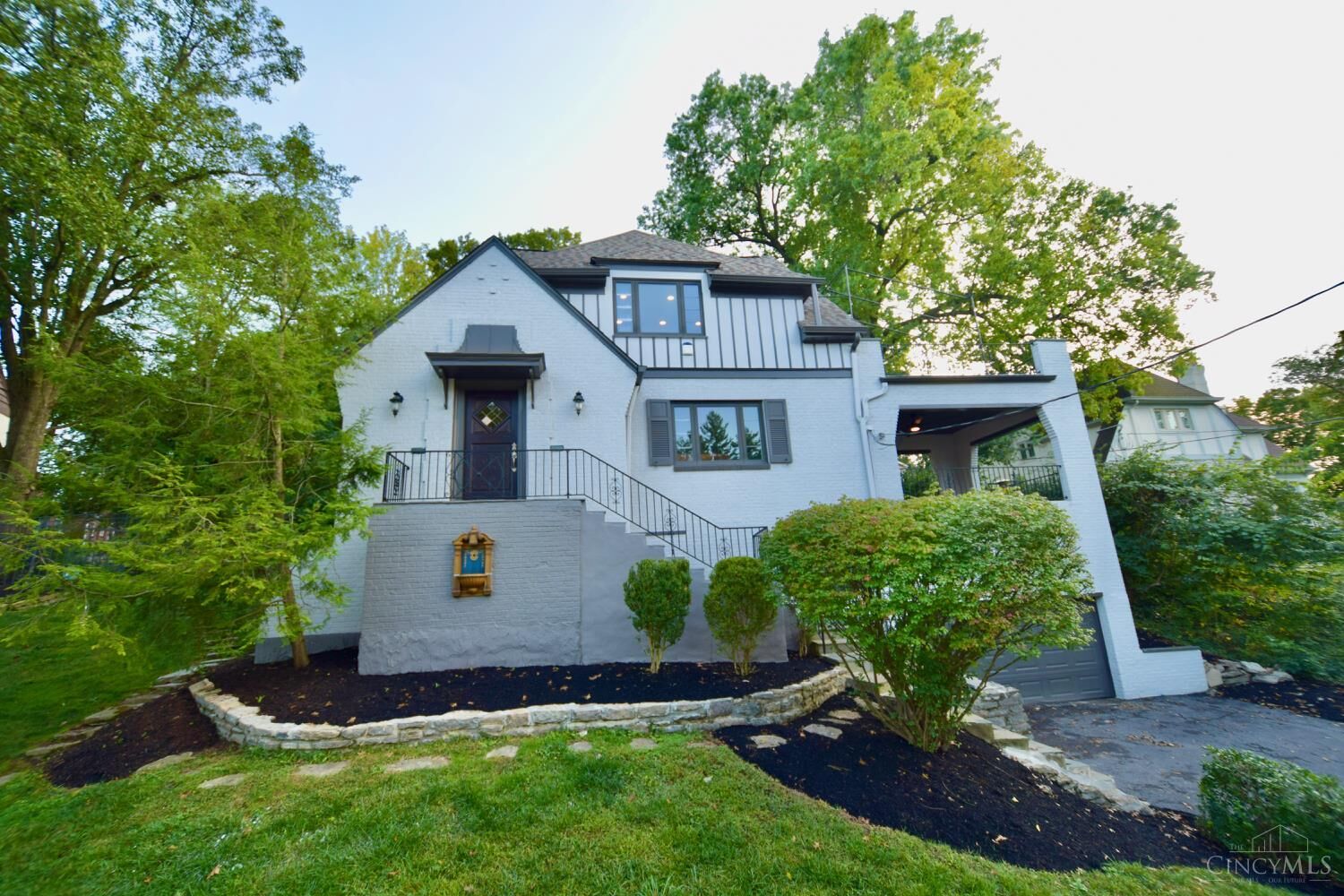 Property Photo:  3255 Linwood Avenue  OH 45226 