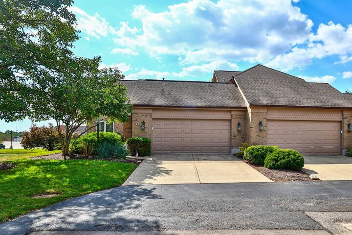 Property Photo: 75 Waterpoint Lane OH 45013