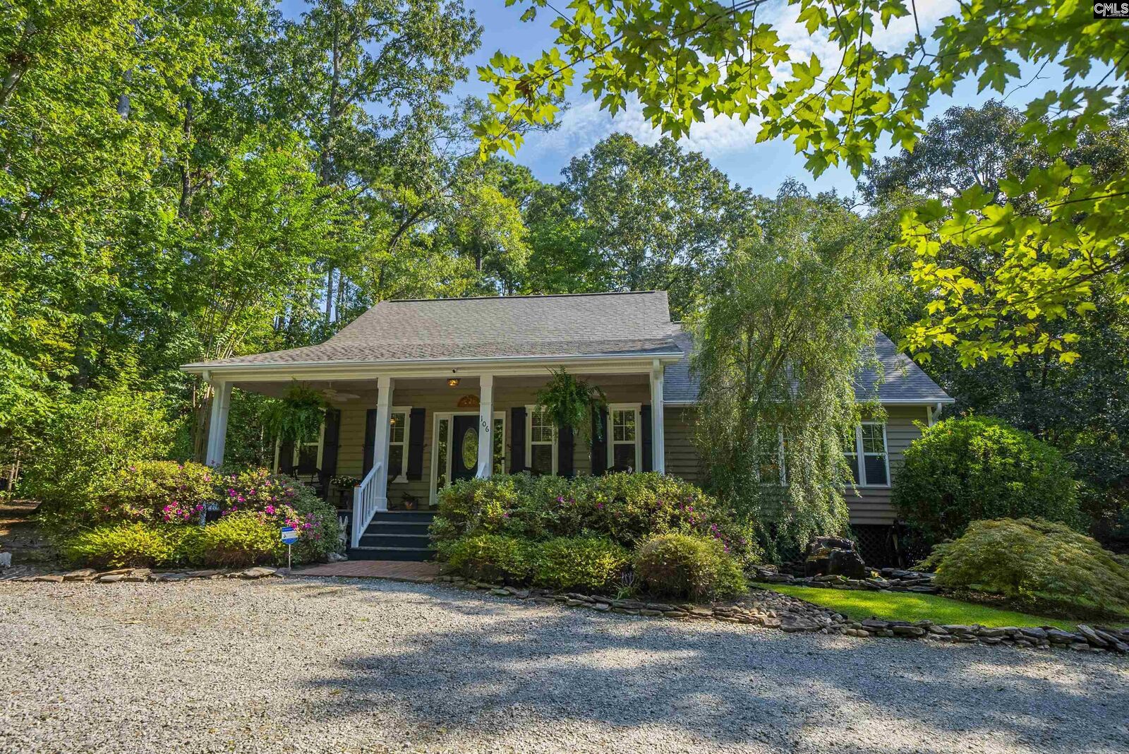 Property Photo: 106 Oak Brook SC 29036