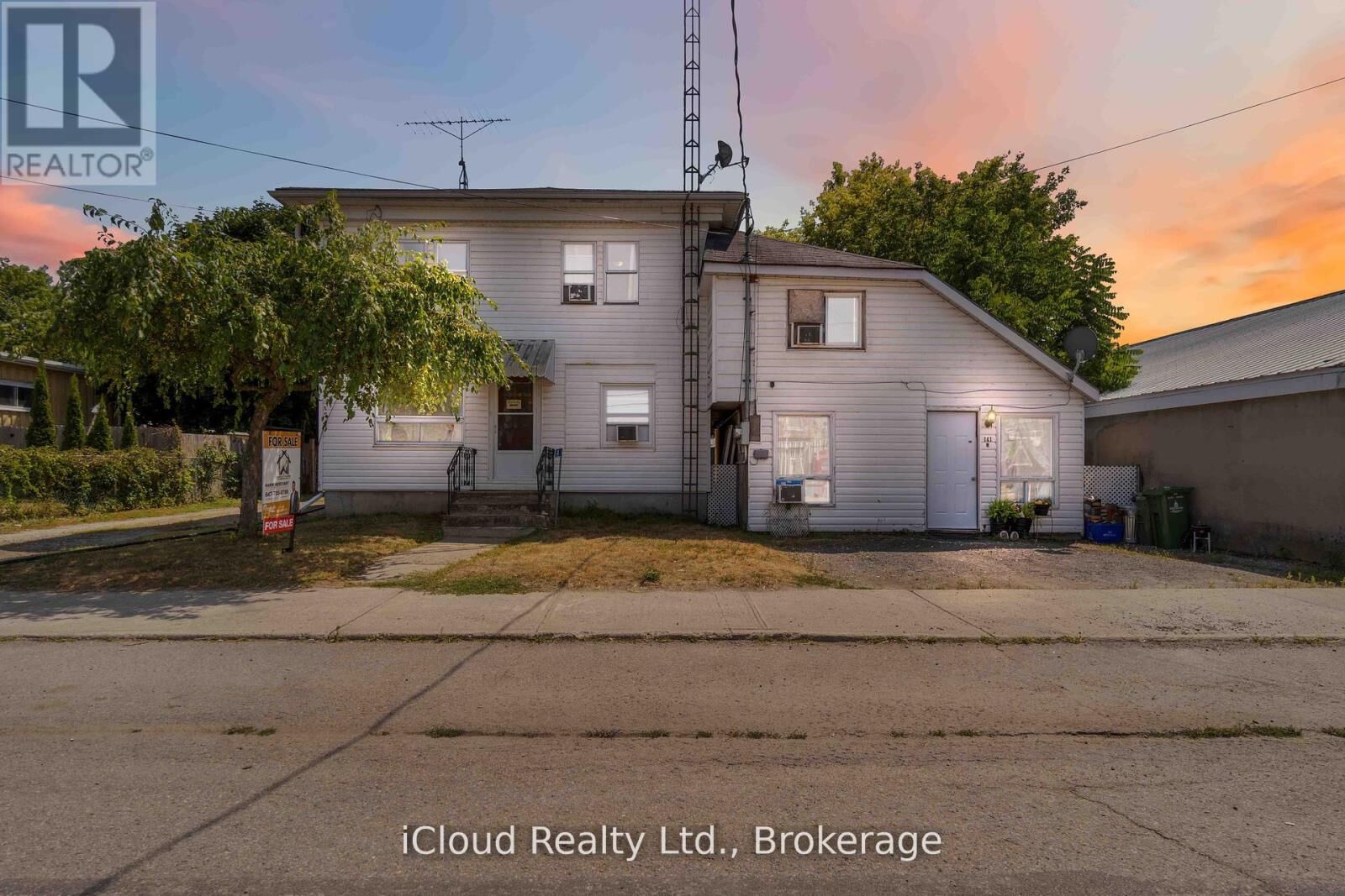 Property Photo:  141 Main Street  ON K0H 2N0 
