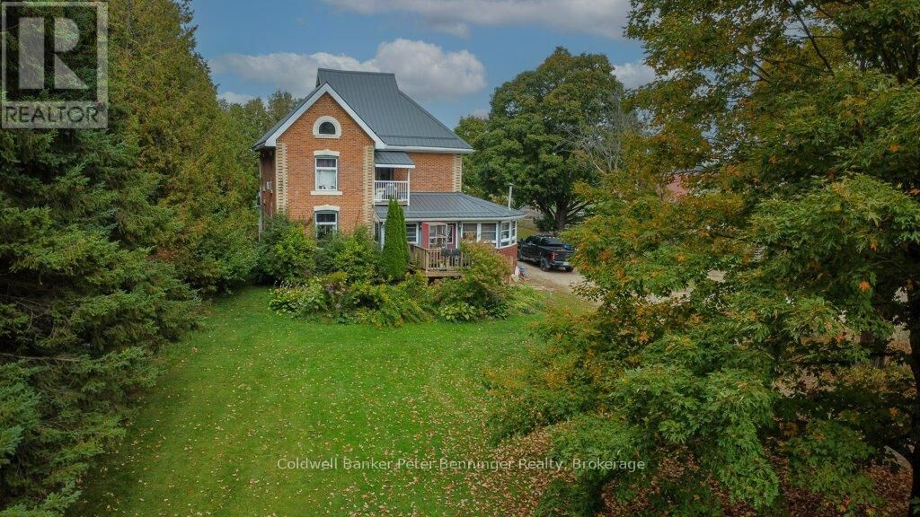 Property Photo:  185197 Grey Road 9 Road  ON N0C 1B0 