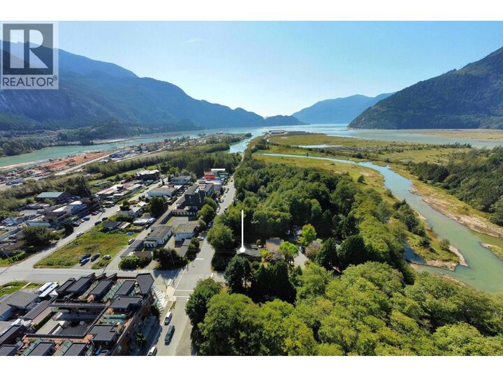 Property Photo:  37791 Third Avenue  BC V8B 0S1 