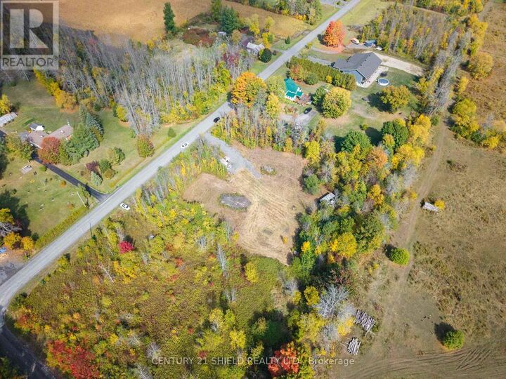 Property Photo:  15618 Dixon Road  ON K0C 1R0 