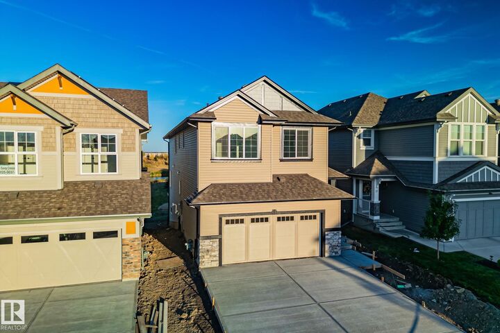 Property Photo:  41 Savoy Cr  AB T8H 2Y3 