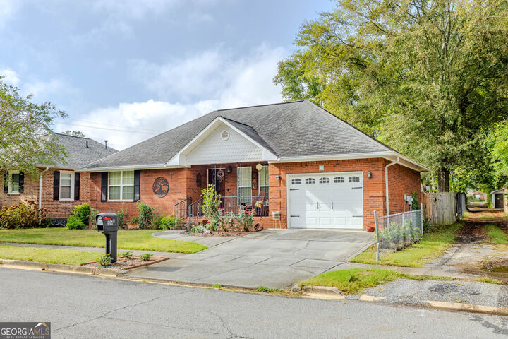 Property Photo:  1 Fir Street NE  GA 30161 