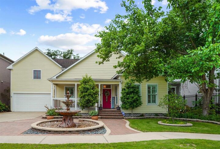 Property Photo:  1327 Ashland Street  TX 77008 