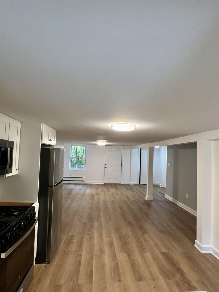 Property Photo:  142 Erie St B  NJ 07302 