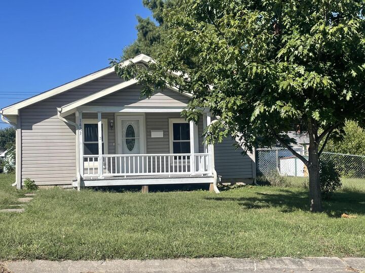 Property Photo:  1403 N Washington Street  MO 65265 