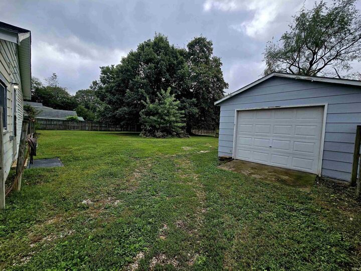 Property Photo:  2507 Rheinhardt Avenue  IN 47714 