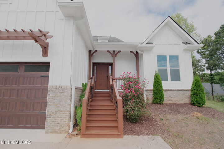 Property Photo:  305 Kawga  TN 37774 
