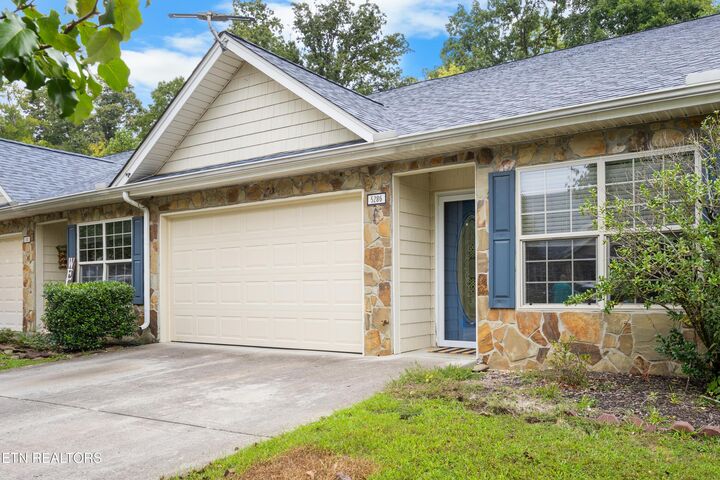 Property Photo:  5286 Avery Woods Lane  TN 37921 