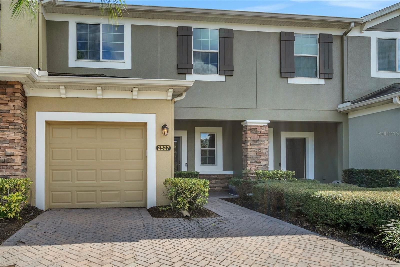 Property Photo: 2527 River Landing Drive FL 32771
