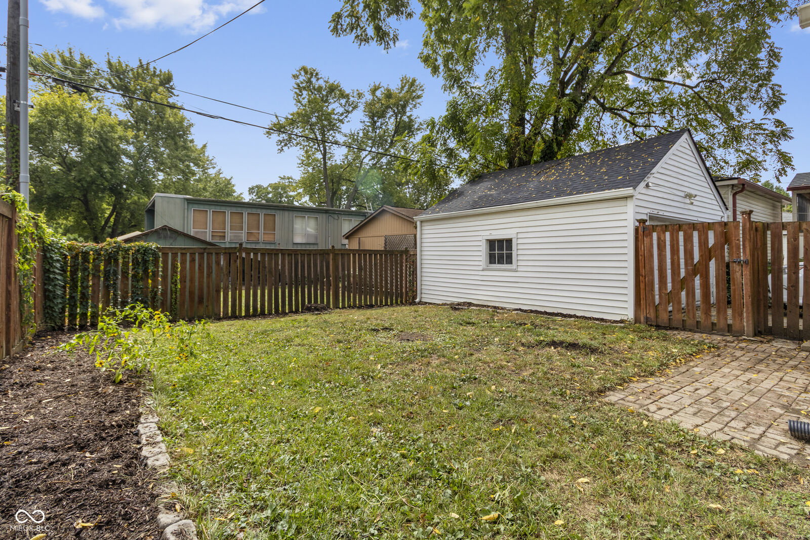 Property Photo: 2533 Kessler Boulevard East Drive IN 46220