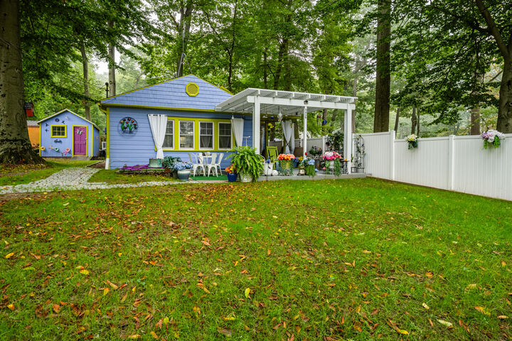 5439 Marquette Drive  Coloma MI 49038 photo