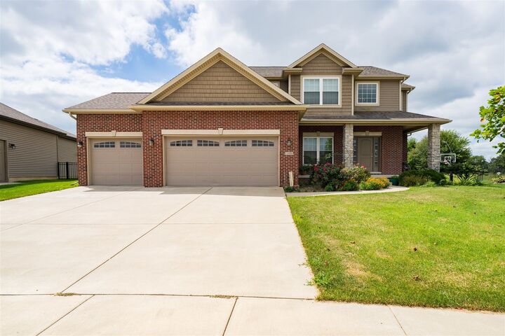 1525 Stoneroller Circle  Bloomington IL 61705 photo