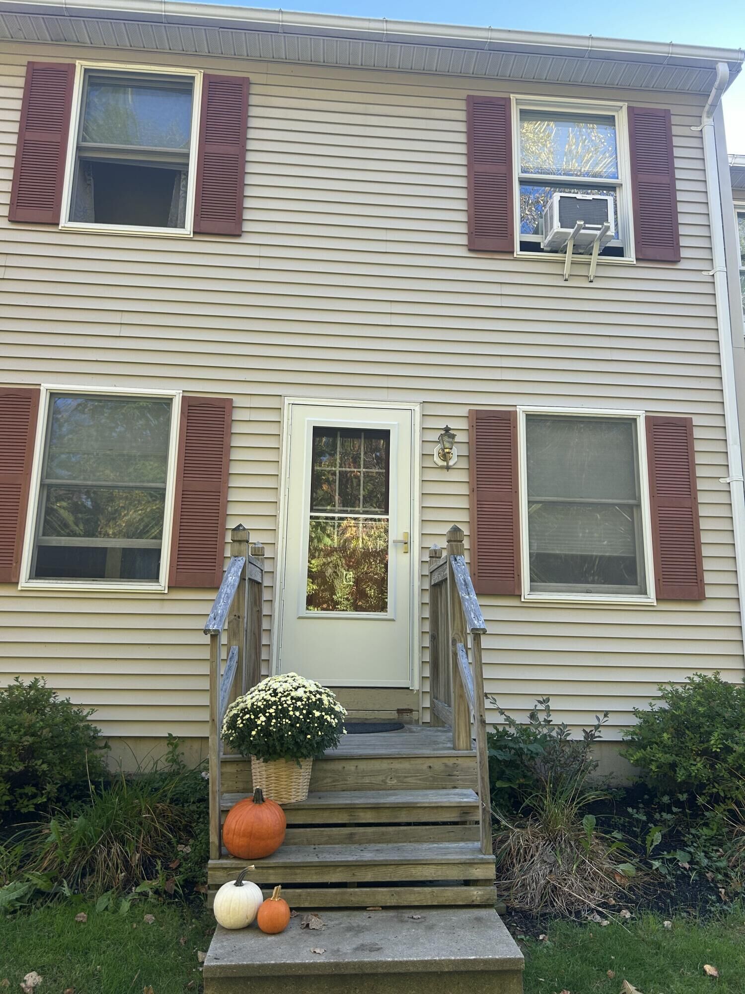 Property Photo:  135G Mayo Road G  ME 04444 